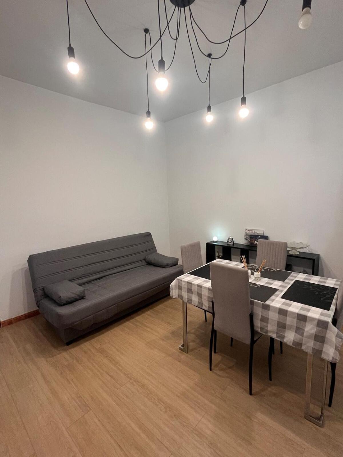 Completo Z24 En Camas Appartement Séville